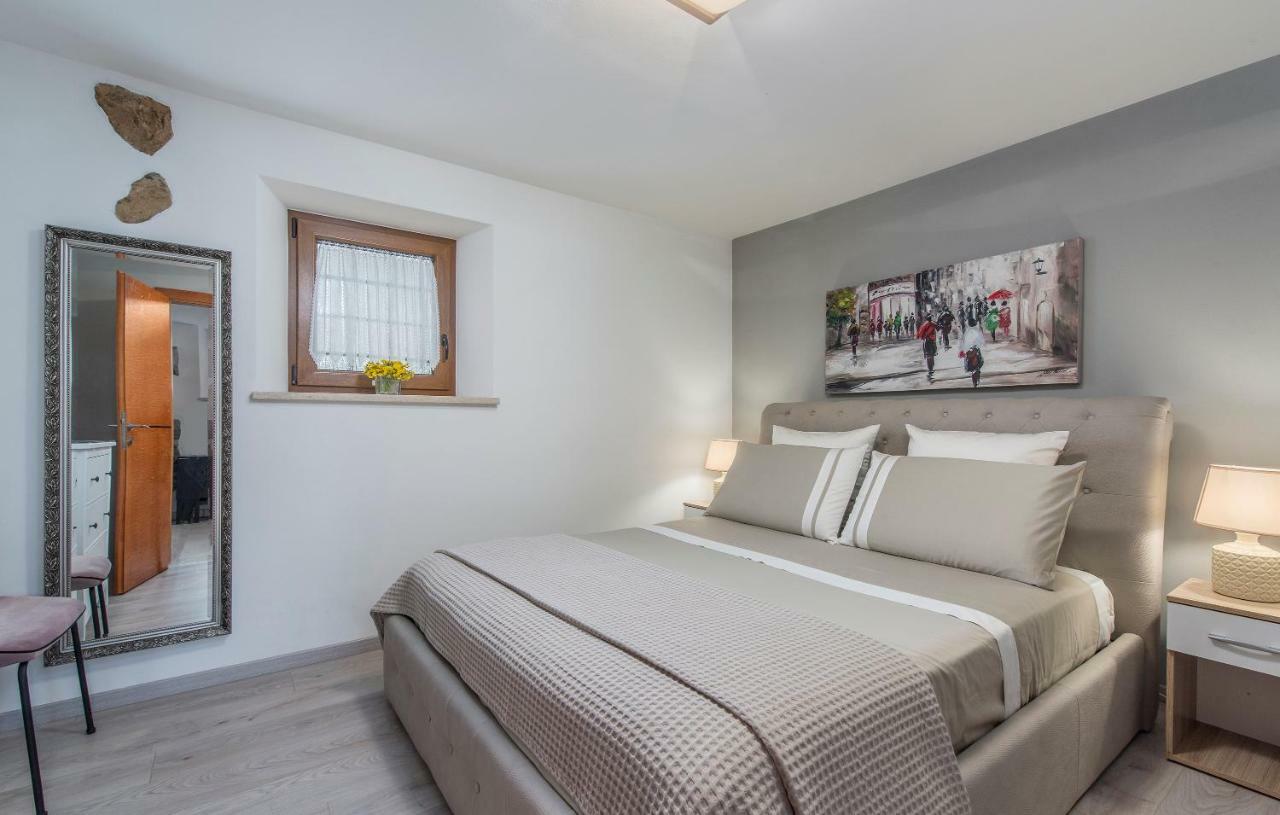 Apartment Claire Karšete Zewnętrze zdjęcie