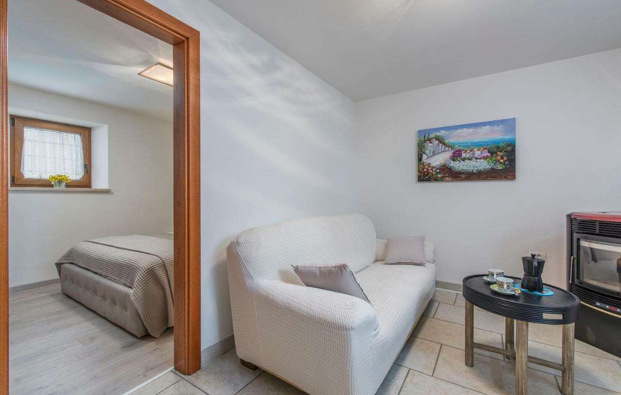 Apartment Claire Karšete Zewnętrze zdjęcie